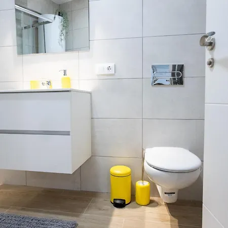 Apartamento Feria. Centrico A Solo 200 Metros De La Playa *